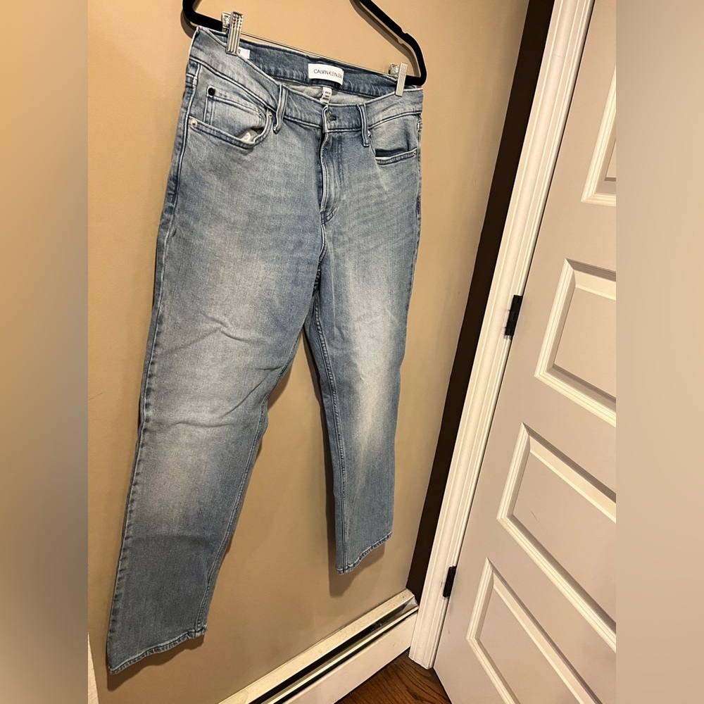 Men’s Calvin Klein Lightwash Straight Leg Jean